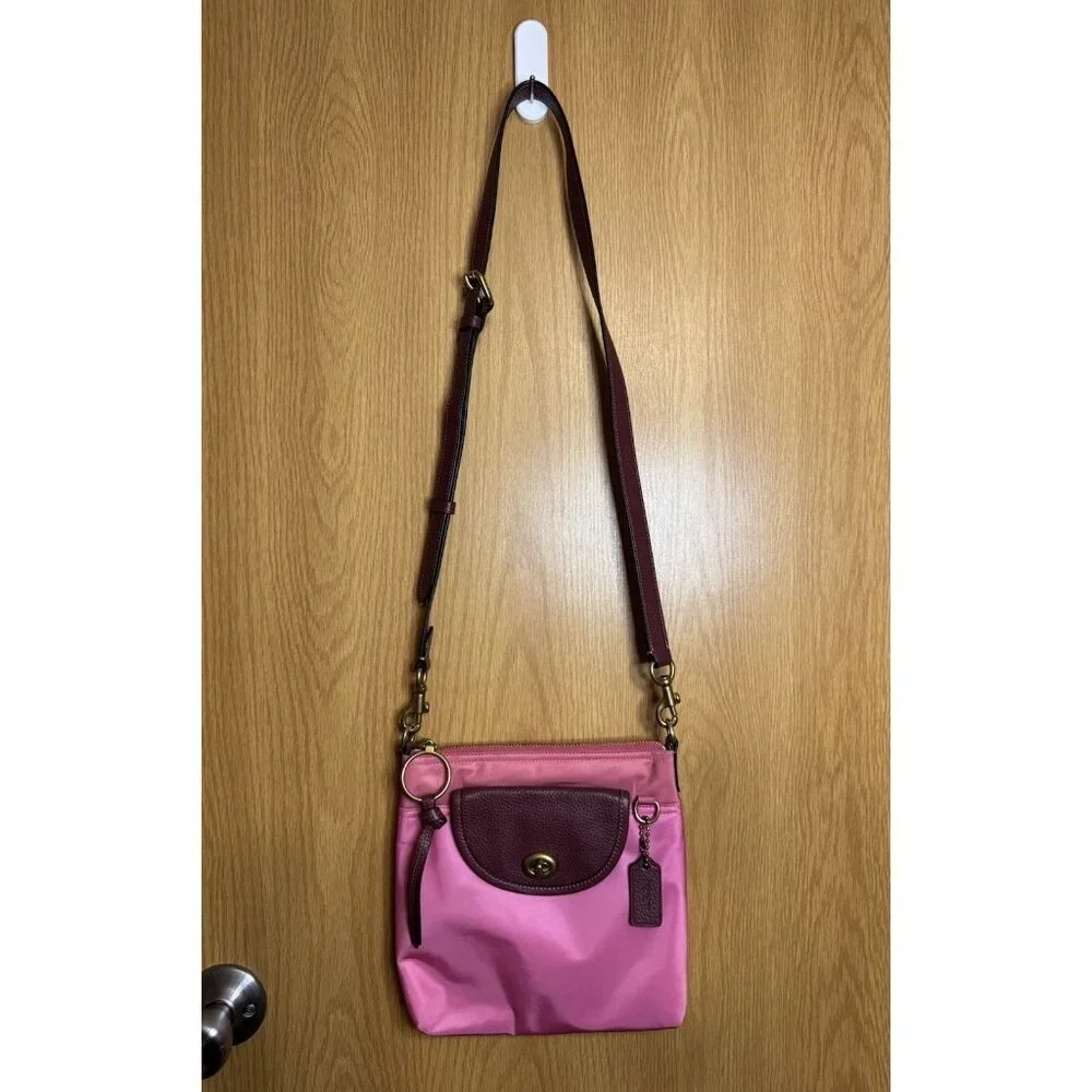 COACH Cargo Crossbody Bag Colorblock Nylon Pink Burgundy Style No 945